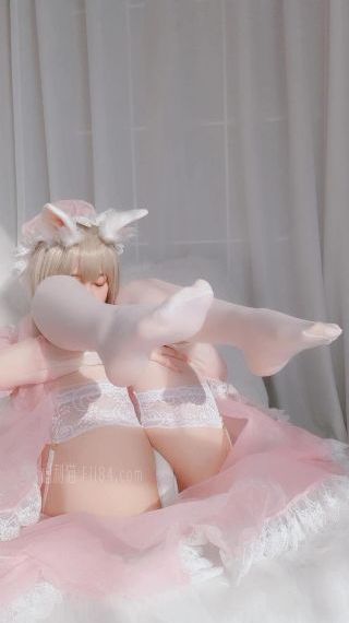美丽小蜜桃3在线_高清完整版免费在线观看