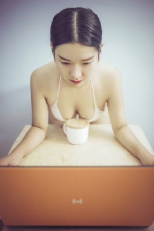 免费看片源电影_BD国语电影在线观看