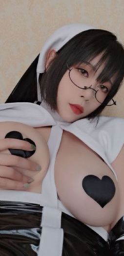 秘书激情办公室在线观看_720免费观看电视剧